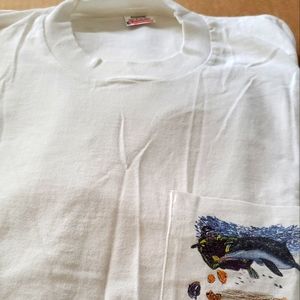 Mens Bahamas Tshirt size large